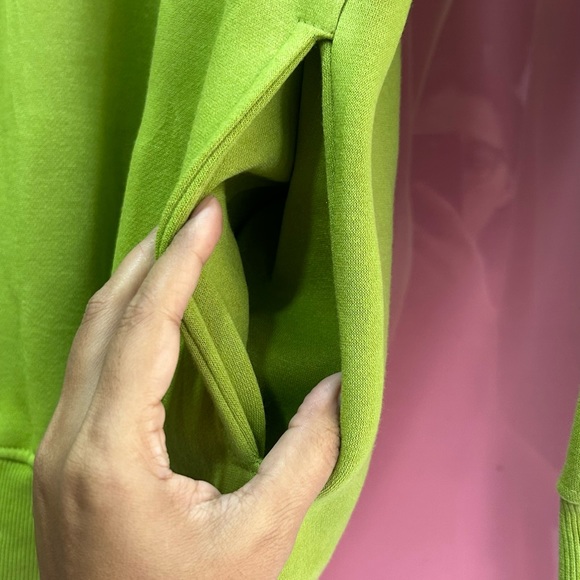 Calvin Klein sweatshirt - Picture 7 of 10